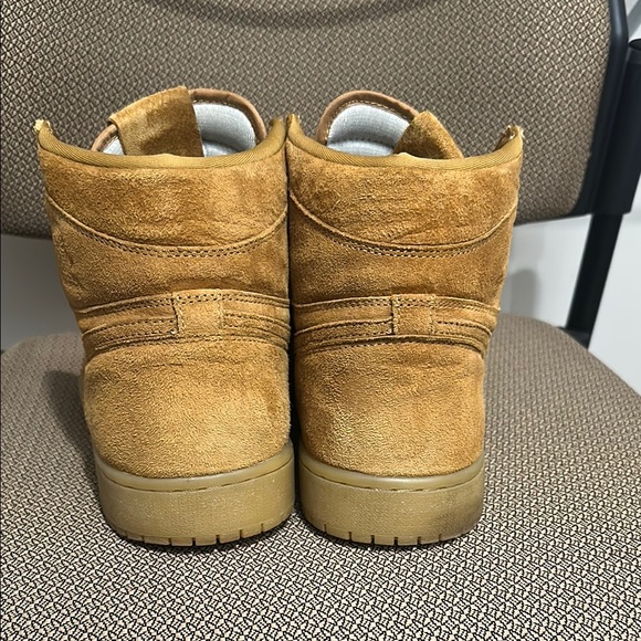 2017 Air Jordan 1 Retro High OG ‘Wheat’ - Picture 4 of 9